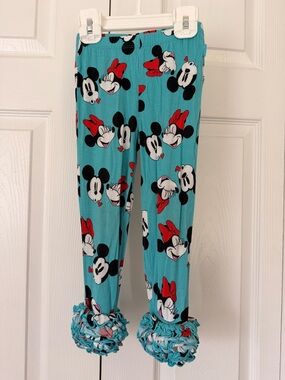 Posh Peanut x Disney Valentine’s ChaCha Leggings